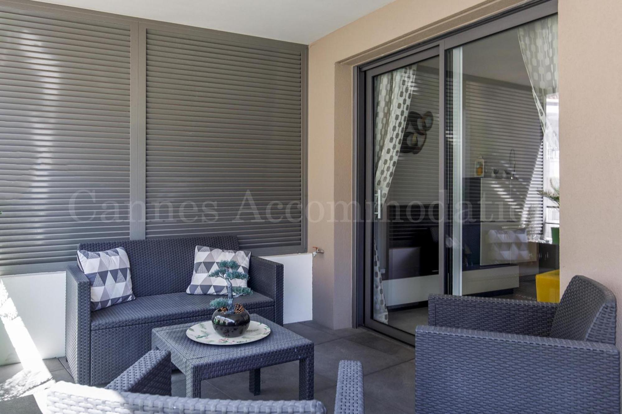 Hsud0116 Terracotta * Cannes